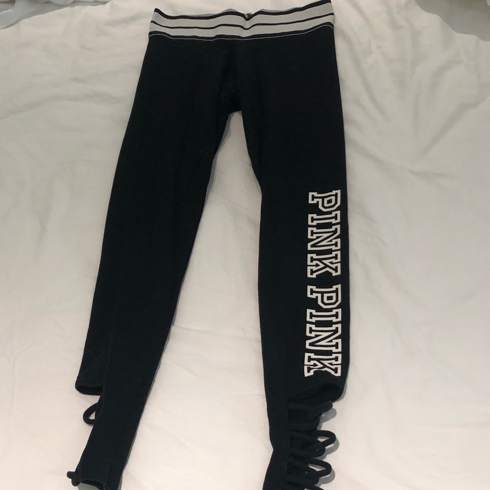 PINK(Victoria’s Secret) BLACK Criss-Cross Leggings